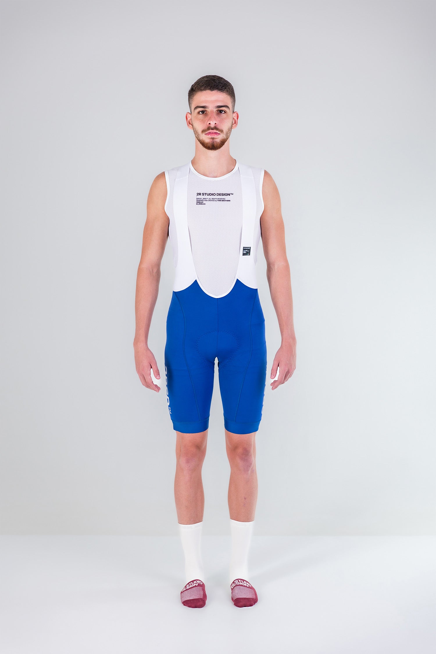 Bretelle 2RSD AeroFlow 1.3 / Cor: Royal Bleu. Desenvolvidos com tecidos de compressão altamente elásticos, de toque suave e luxuoso e equipados com Pad da prestigiada Elastic Interface. Desempenho e conforto sem paralelo, estabelecendo um novo marco no vestuário de ciclismo.